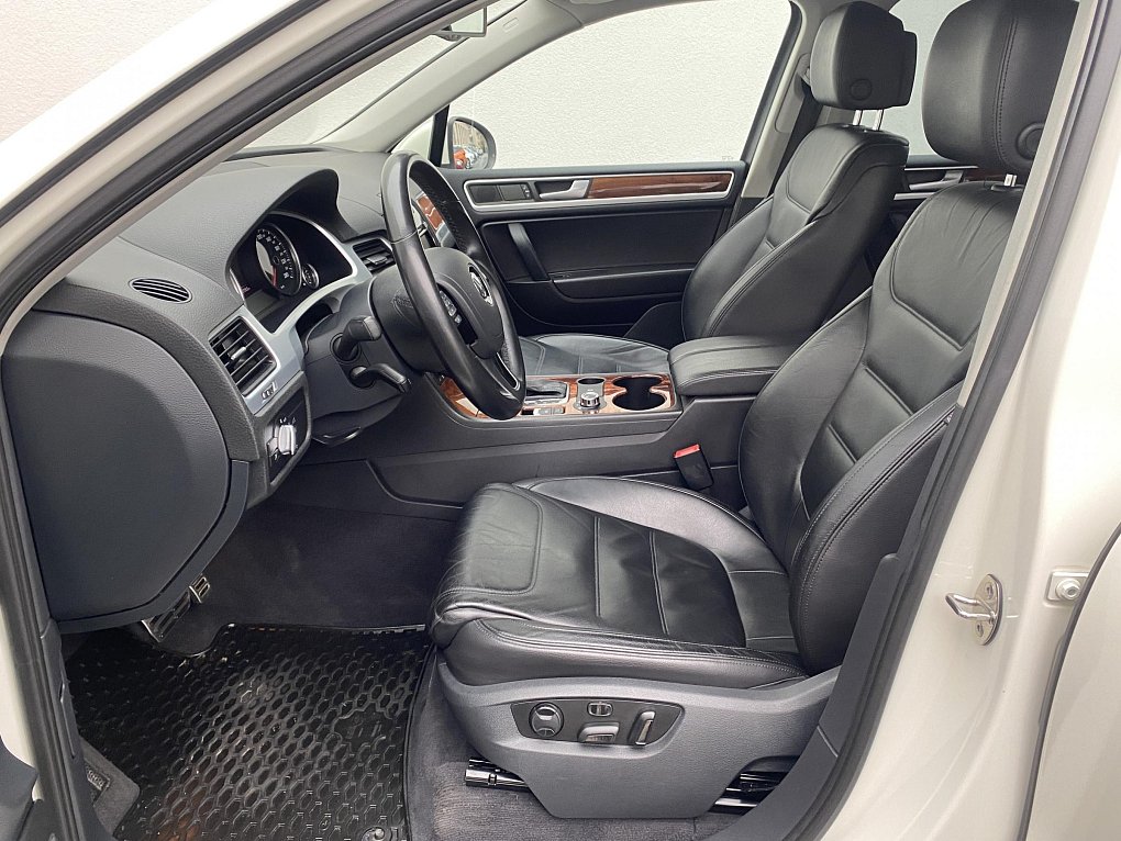 Volkswagen Touareg 4.2 TDi V8  4x4