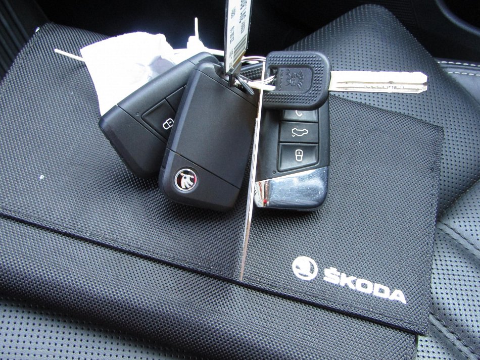 Škoda Superb III 2.0 TDi L&K