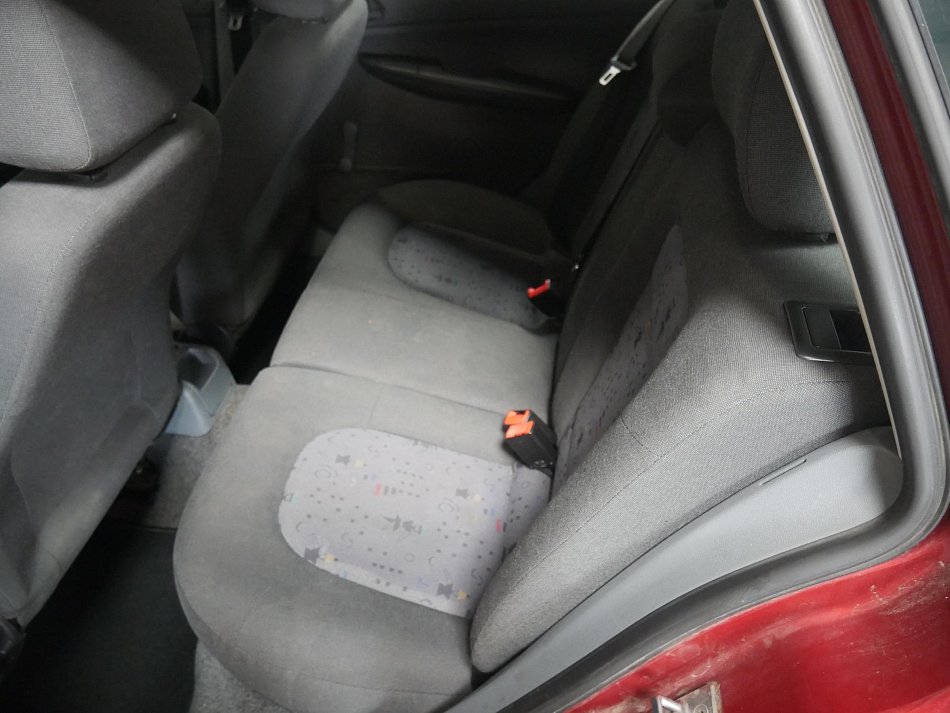 Škoda Fabia I 1.2 12V 