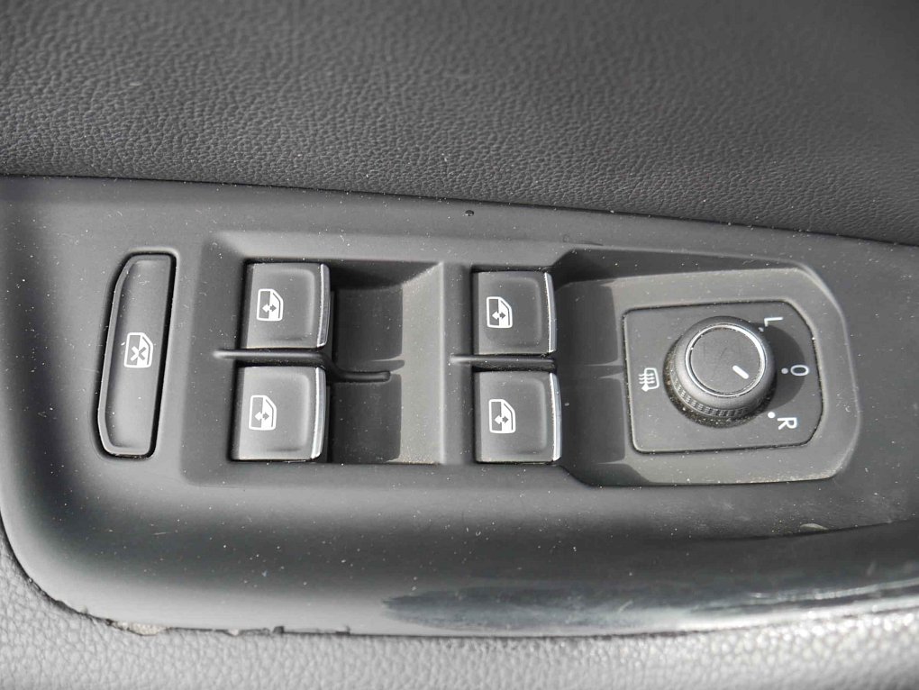 Volkswagen Passat 2.0TDi 