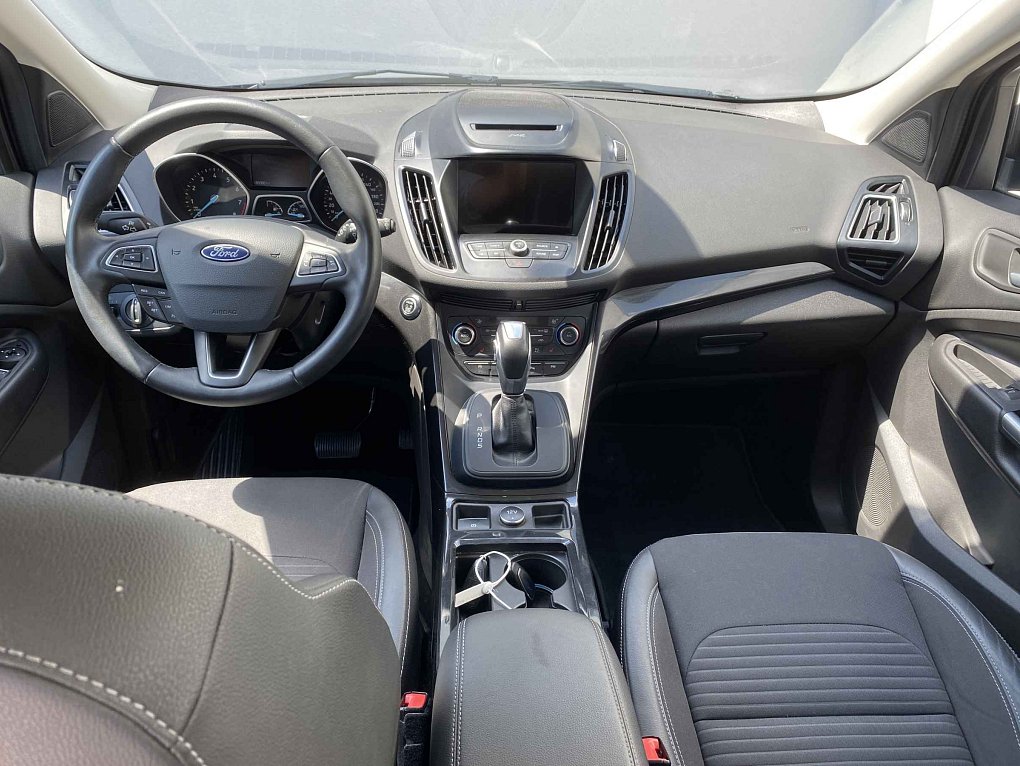 Ford Kuga 1.5 EB Titanium