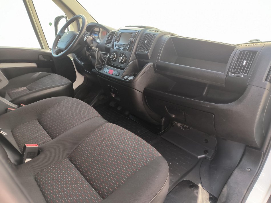 Peugeot Boxer 2.2HDi  L4H2