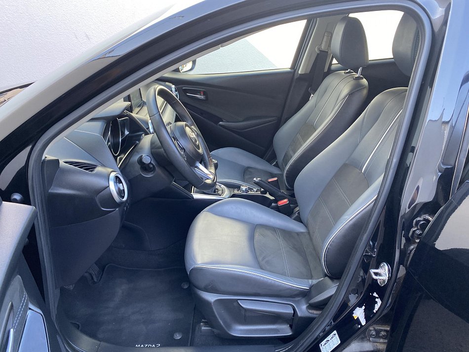 Mazda 2 1.5 i 