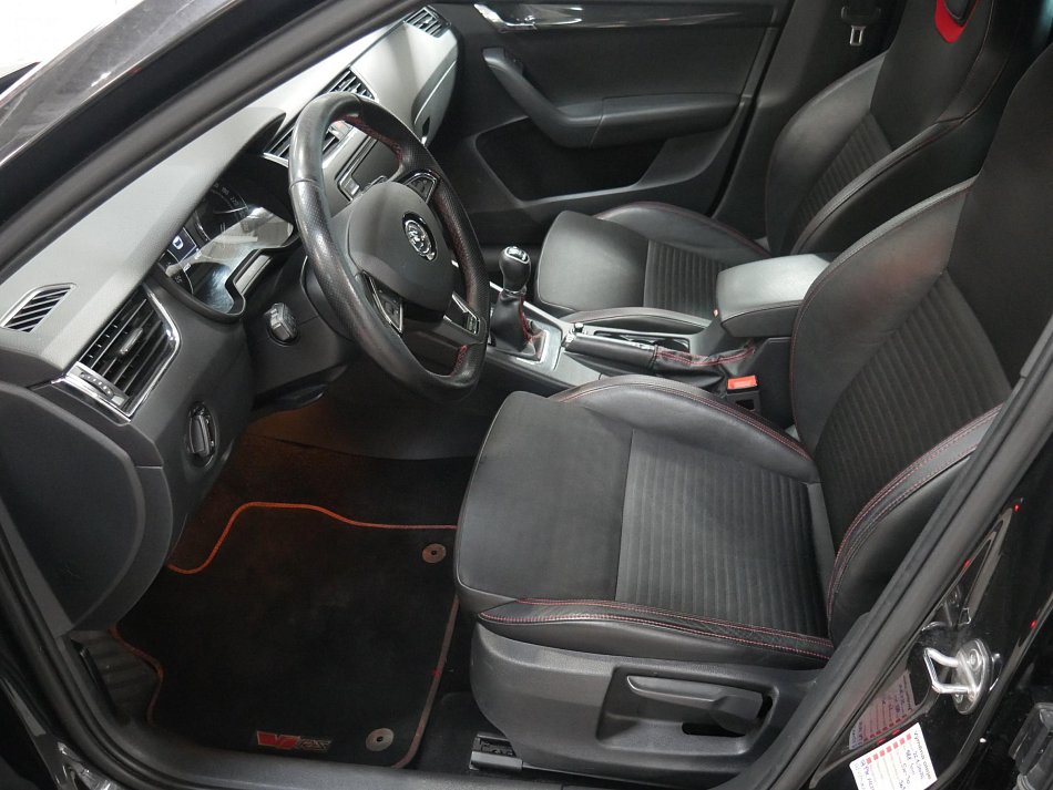 Škoda Octavia III 2.0 TDi RS