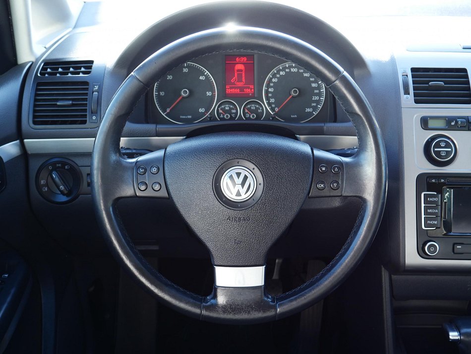 Volkswagen Touran 2.0TDi 