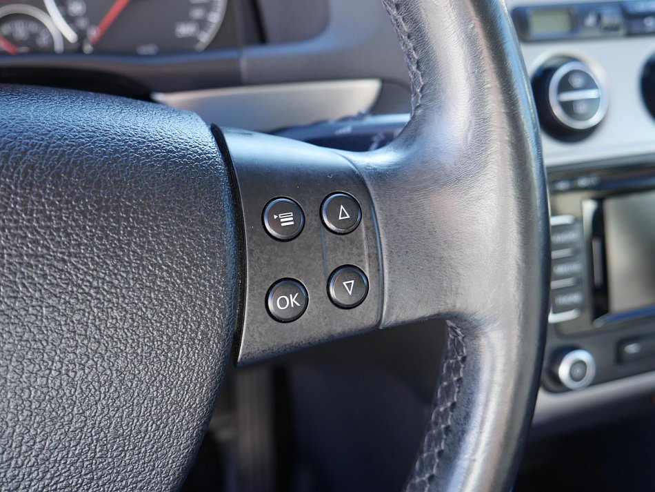 Volkswagen Touran 2.0TDi 