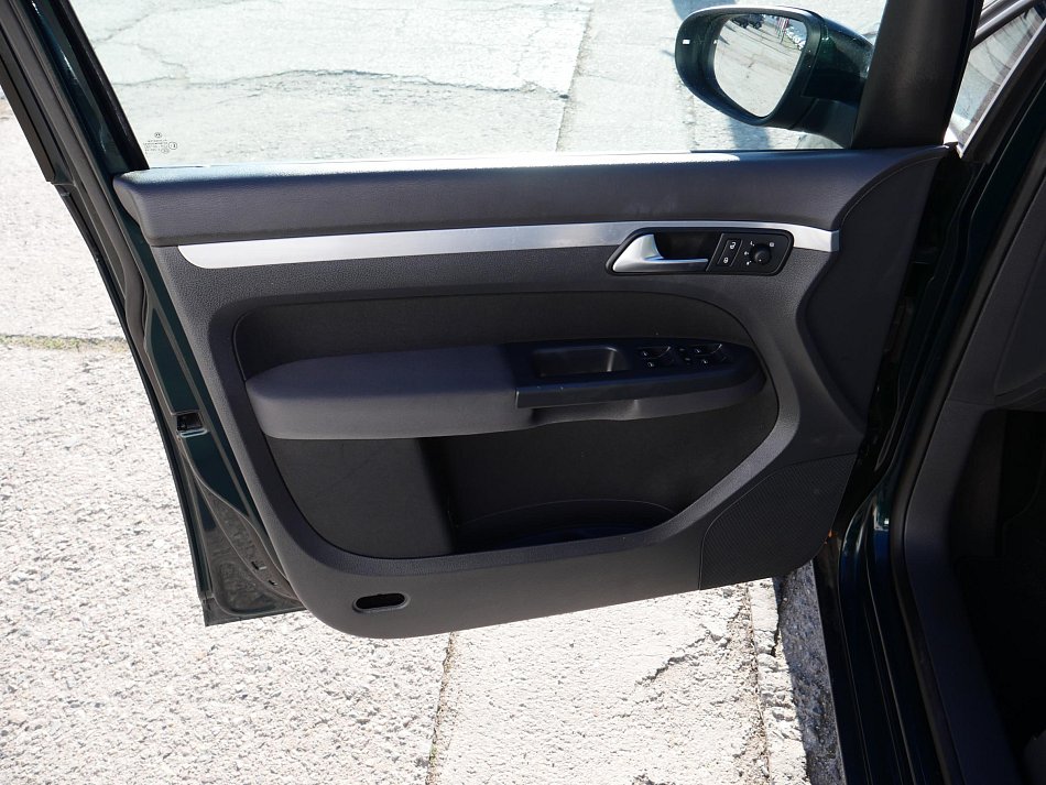 Volkswagen Touran 2.0TDi 