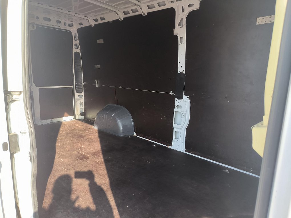 Opel Movano 2.2CDTi  L4H2