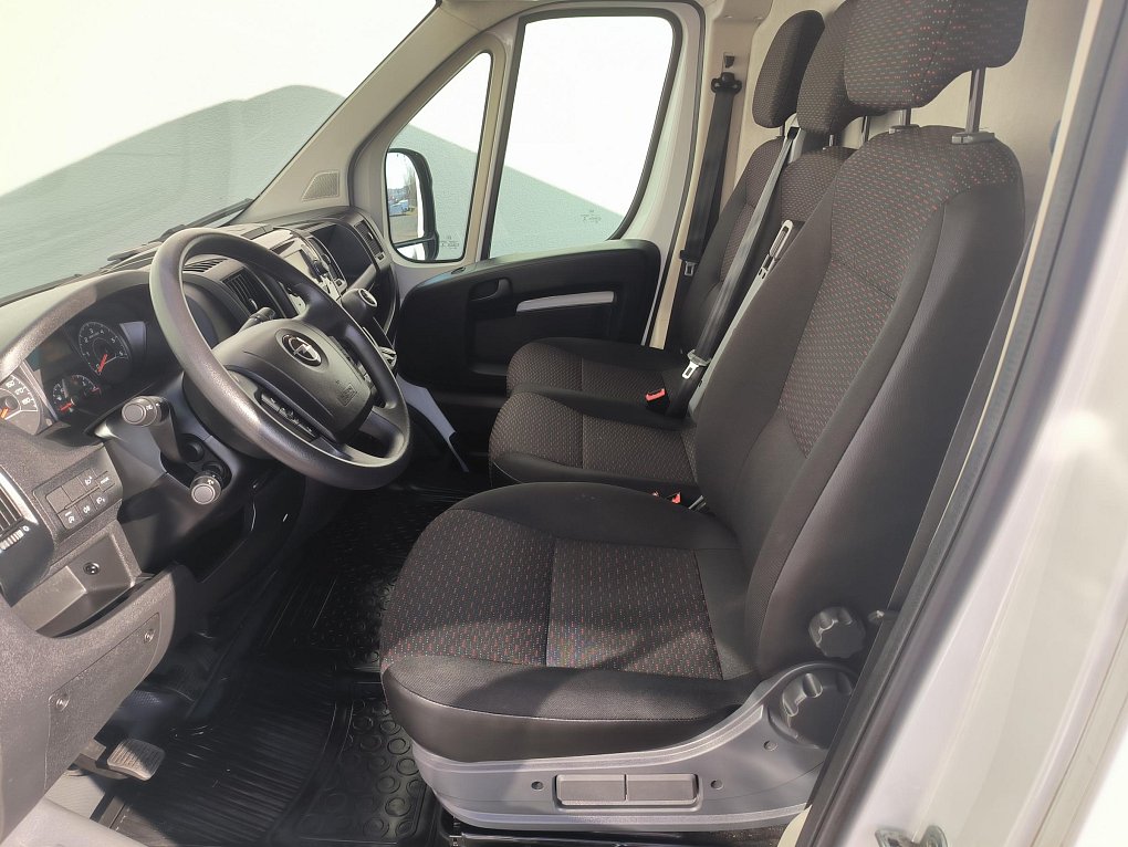 Opel Movano 2.2CDTi  L4H2