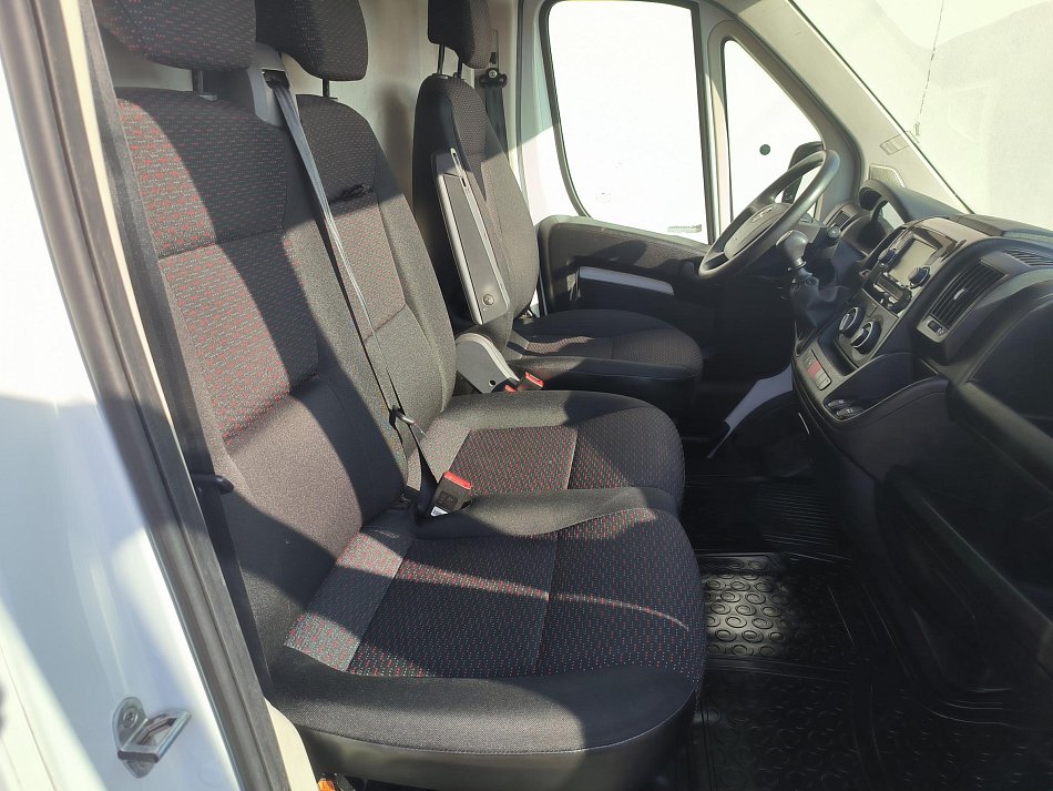 Opel Movano 2.2CDTi  L4H2