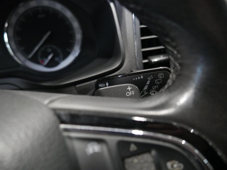 Škoda Karoq 2.0 TDi Style Plus 4x4