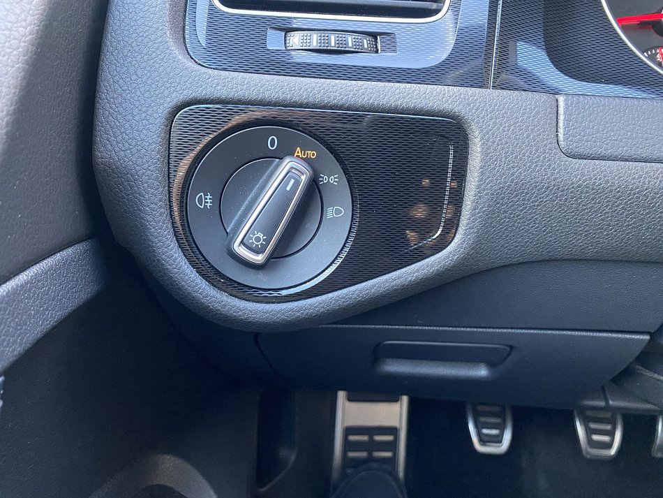 Volkswagen Golf 2.0 TDi GTD