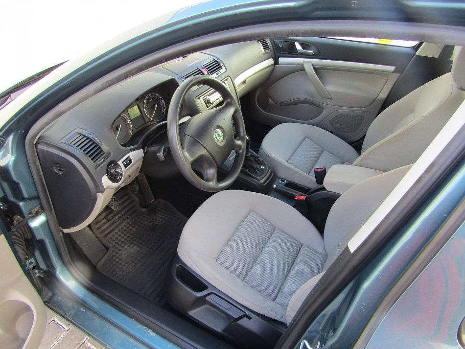 Škoda Octavia II 1.9 TDi Ambition