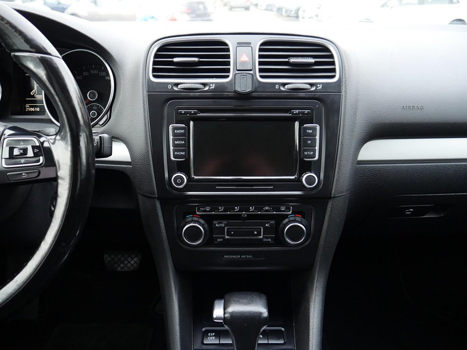 Volkswagen Golf 1.4 TSi 