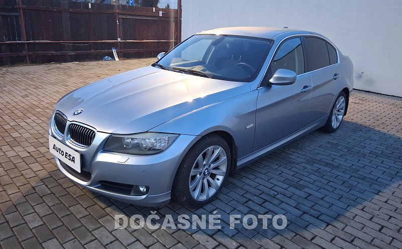 BMW Řada 3 3.0i  330 Xi