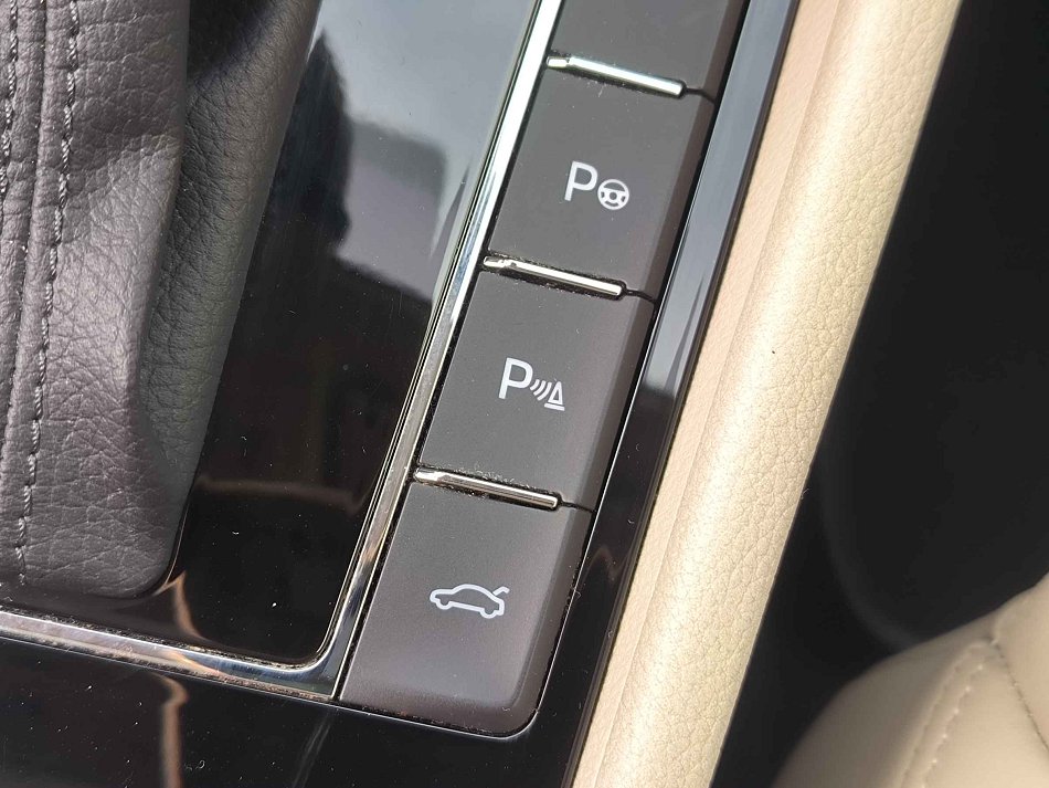 Škoda Superb III 2.0 TDi L&K 4x4
