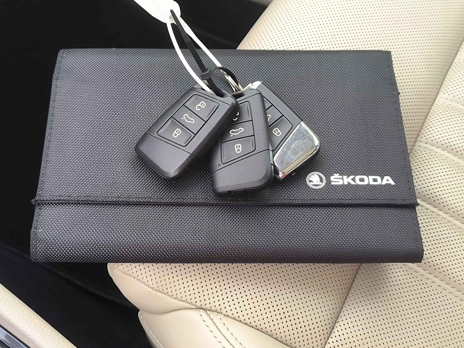 Škoda Superb III 2.0 TDi L&K 4x4