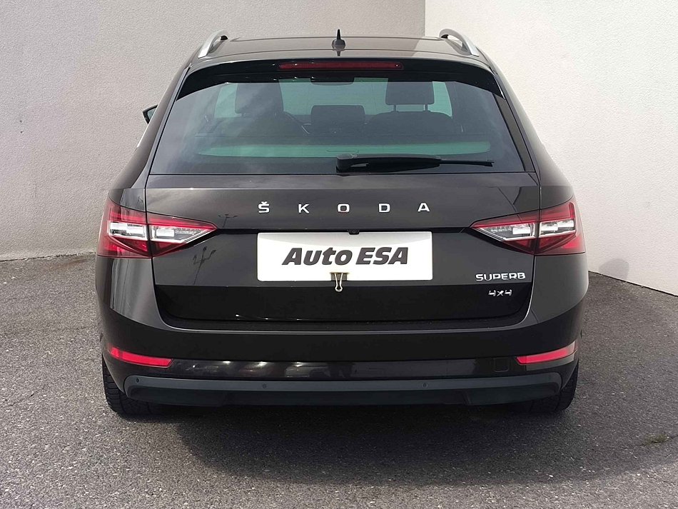 Škoda Superb III 2.0 TDi L&K 4x4
