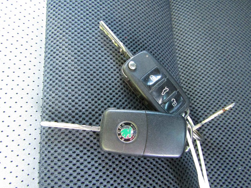 Škoda Octavia II 2.0 TDi RS