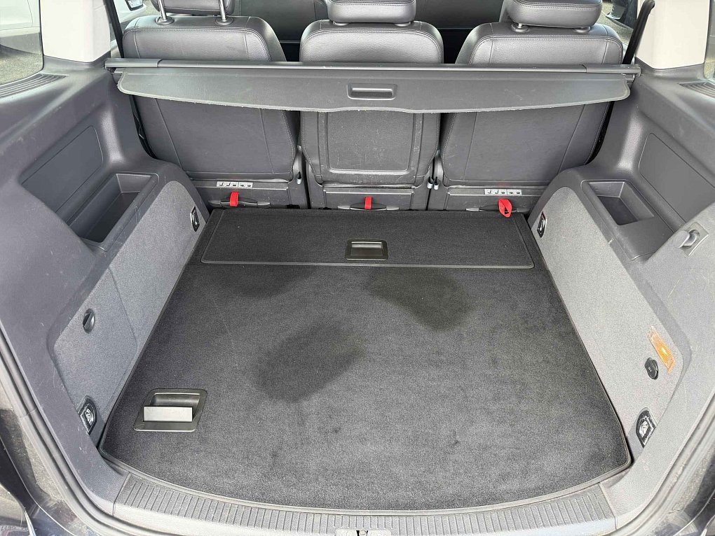 Volkswagen Touran 2.0 TDi Highline