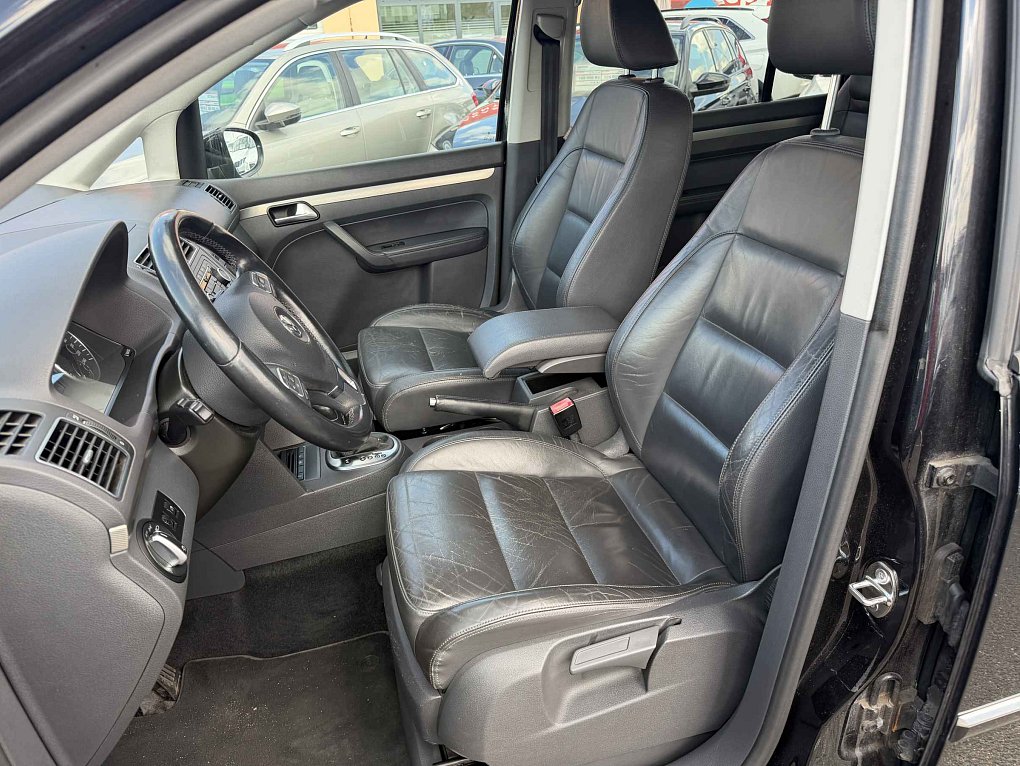 Volkswagen Touran 2.0 TDi Highline