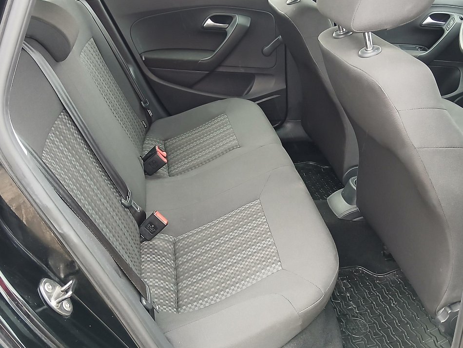 Volkswagen Polo 1.0i 