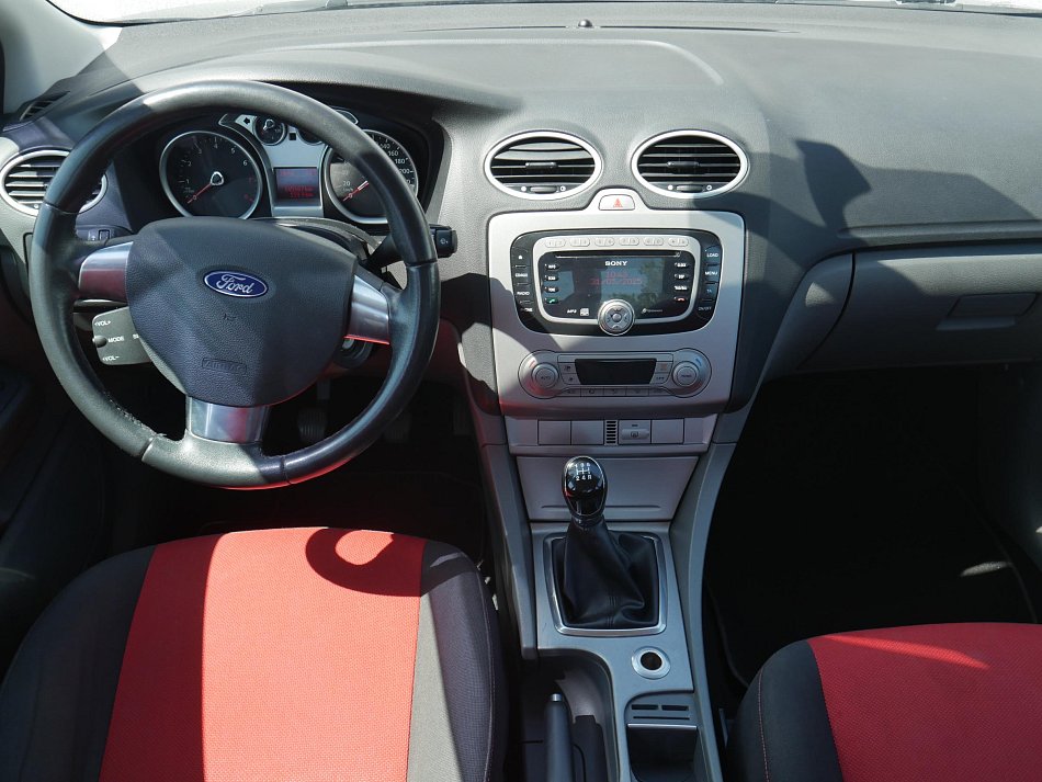 Ford Focus 1.6 i 