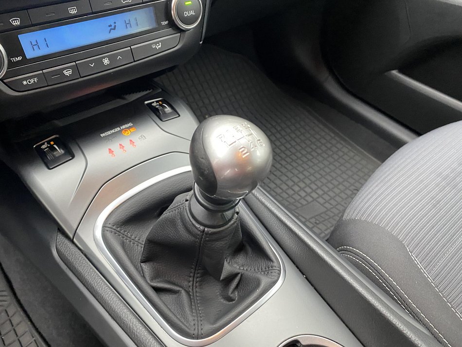 Toyota Avensis 1.8 VVT-i Active