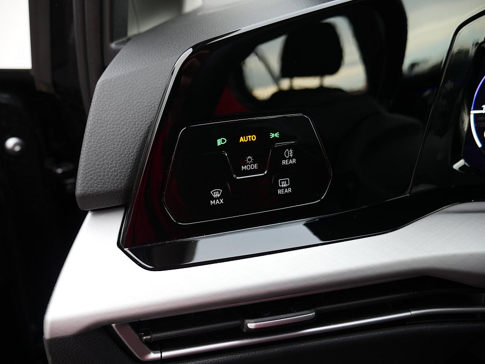 Volkswagen Golf 1.0ETSI 