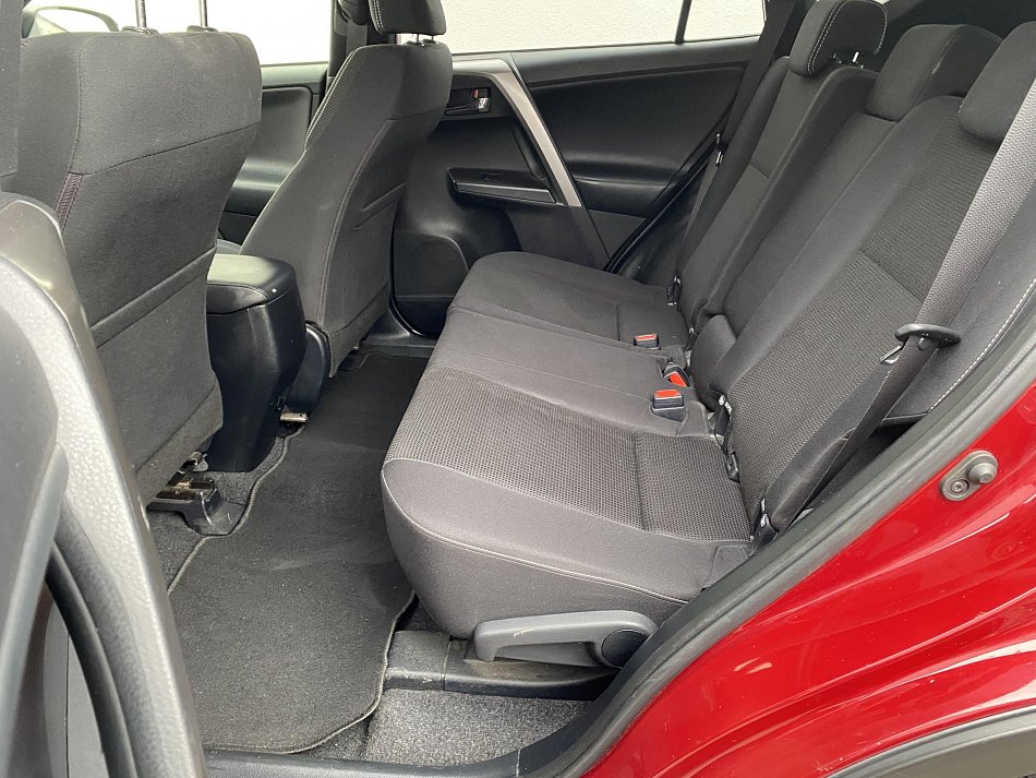 Toyota RAV4 2.0 VVT-i  4x4