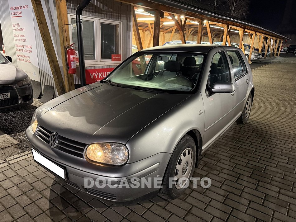 Volkswagen Golf 1.4i 