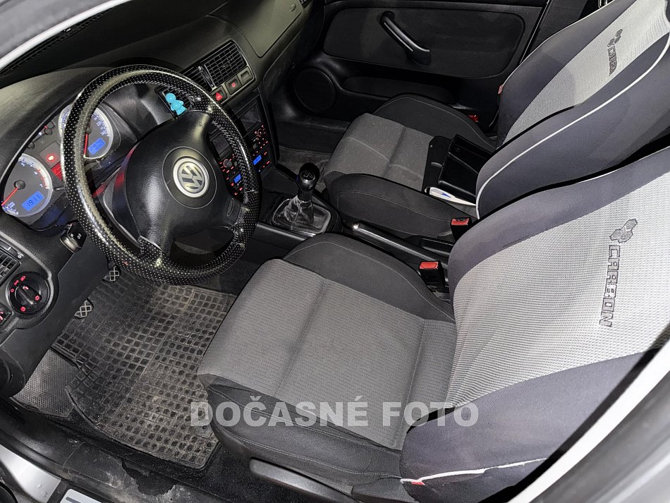 Volkswagen Golf 1.4i 