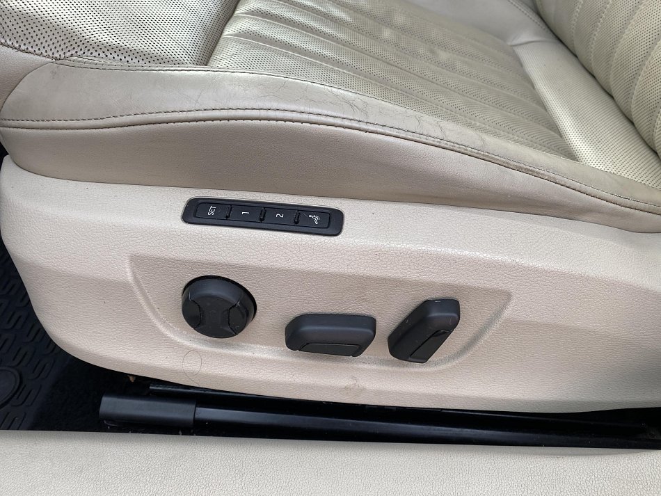 Škoda Superb III 2.0 TDi L&K