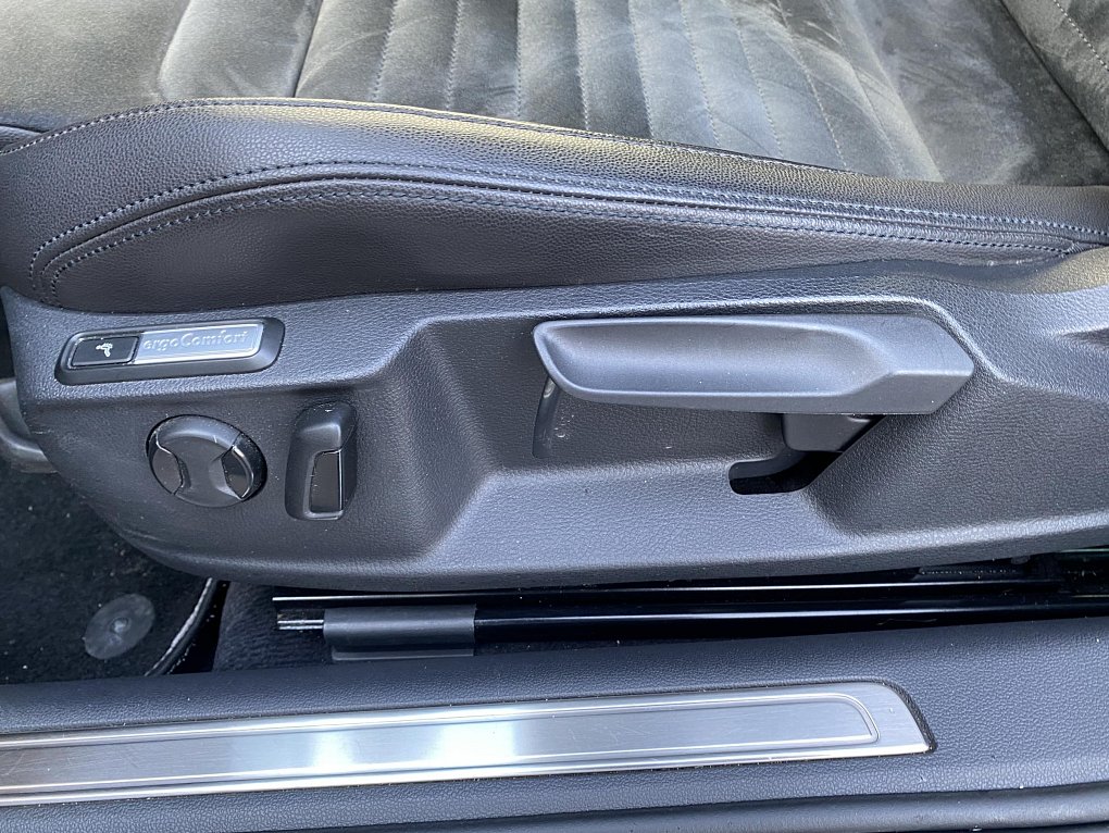 Volkswagen Passat 2.0 TDi Highline