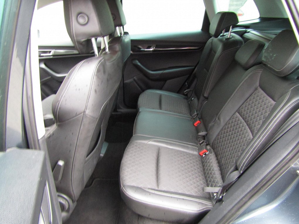 Škoda Karoq 2.0 TDi  4x4