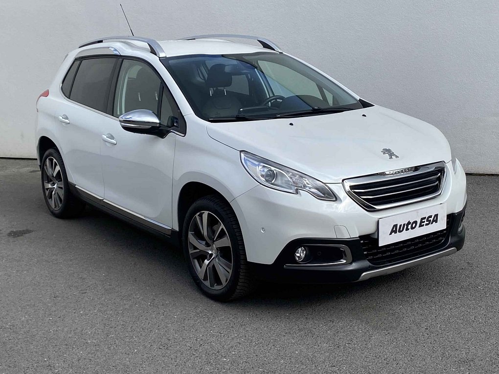 Peugeot 2008 1.6i Allure