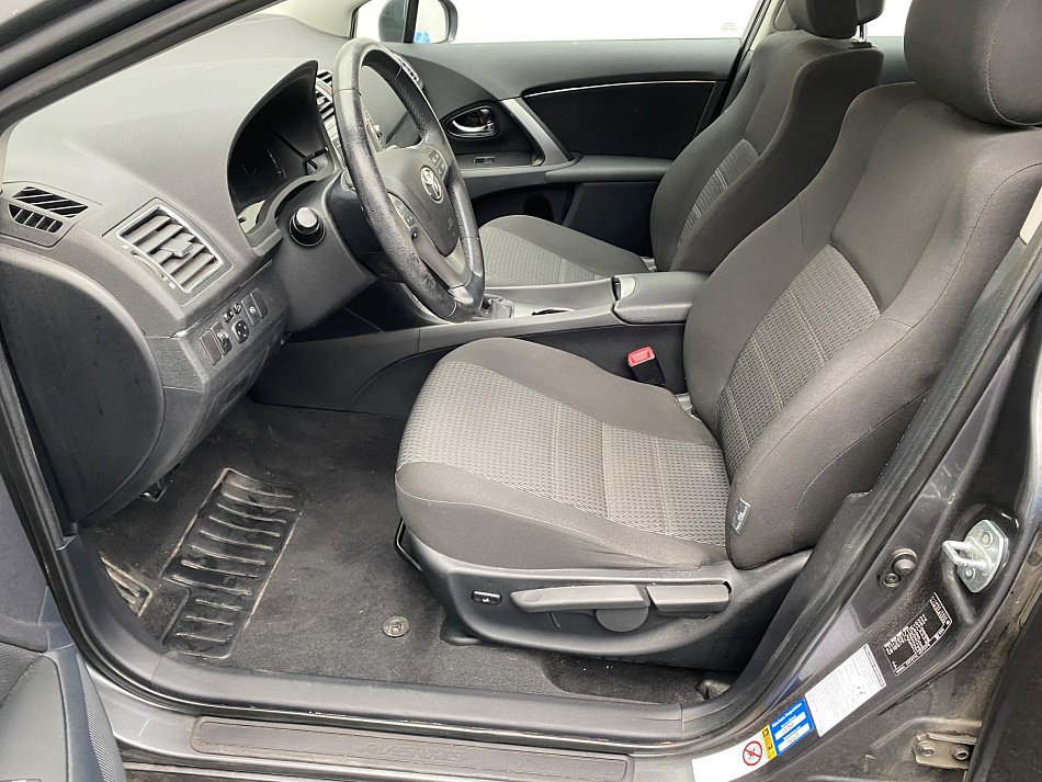 Toyota Avensis 1.8 VVT-i 