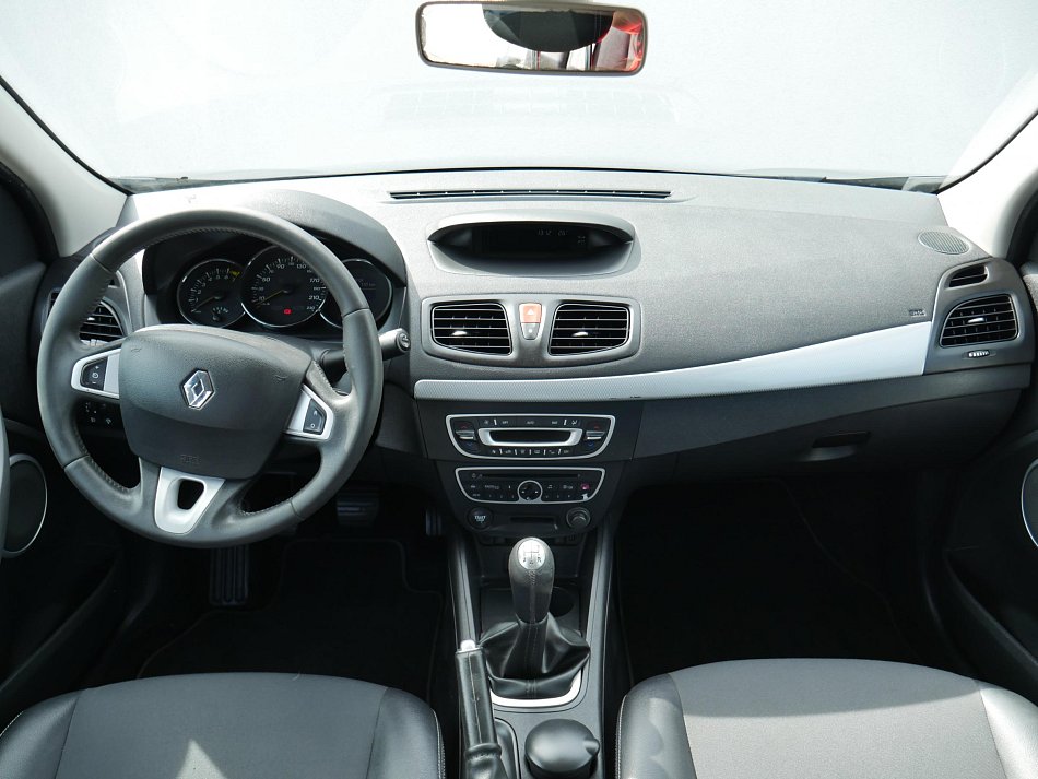 Renault Fluence 1.6i 