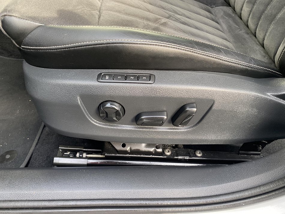 Škoda Superb III 2.0 TDi Style