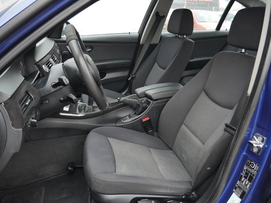 BMW Řada 3 2.0 i 