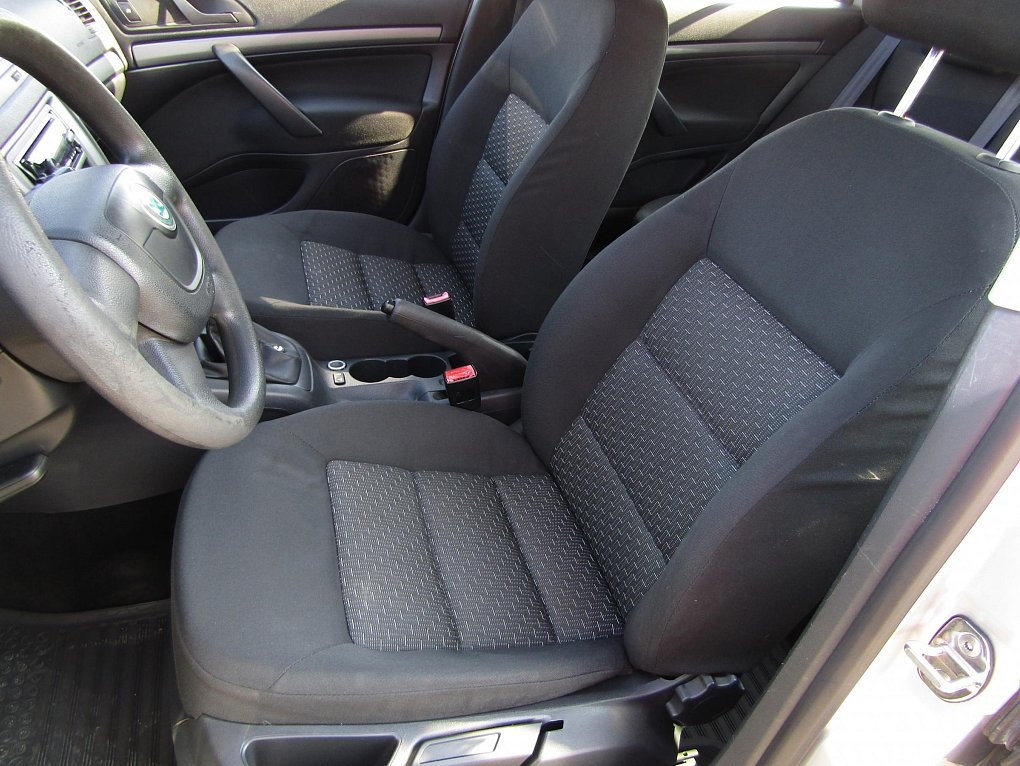 Škoda Octavia II 1.6 MPi 