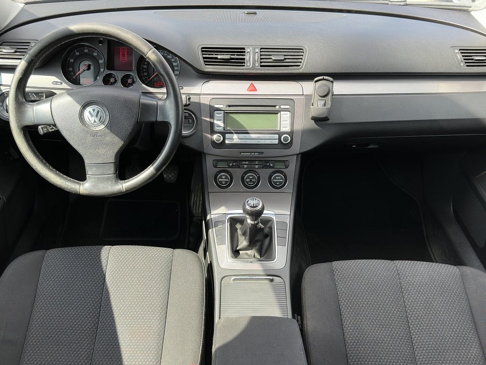 Volkswagen Passat 1.6i Trendline