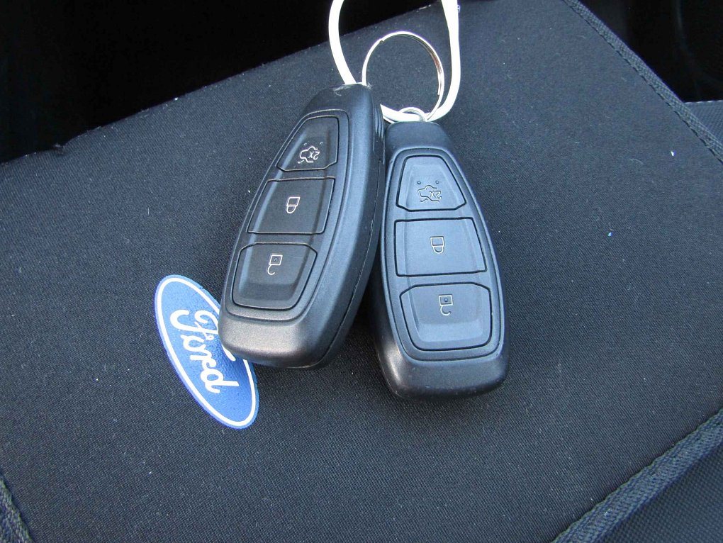 Ford Kuga 1.5 EB 