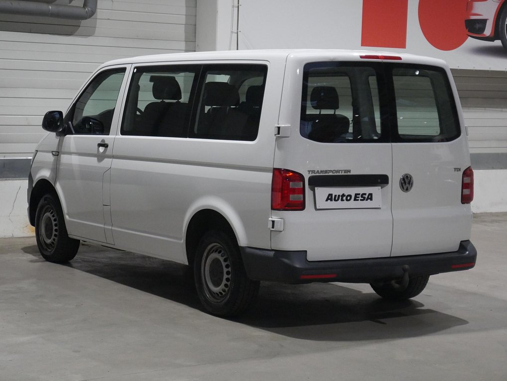 Volkswagen Transporter 2.0TDi  6míst