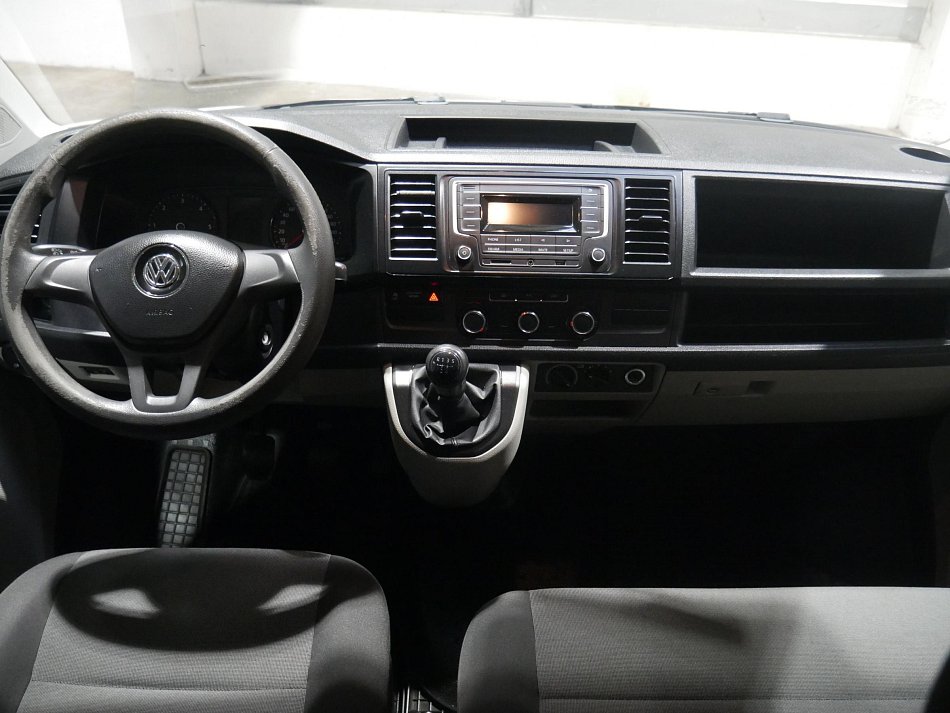 Volkswagen Transporter 2.0TDi  6míst