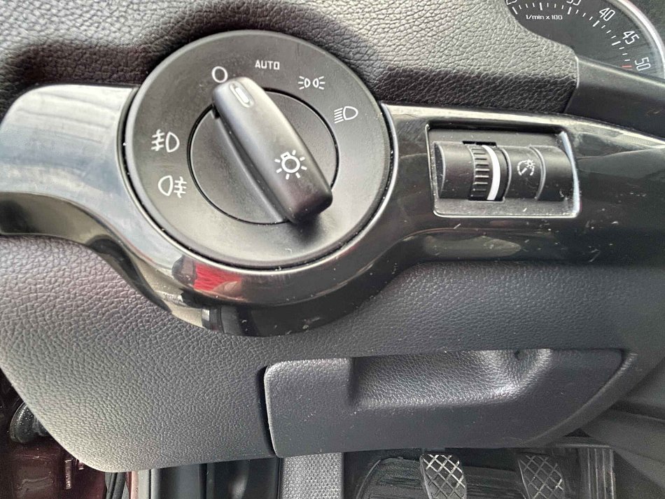 Škoda Octavia II 2.0 TDi L&K