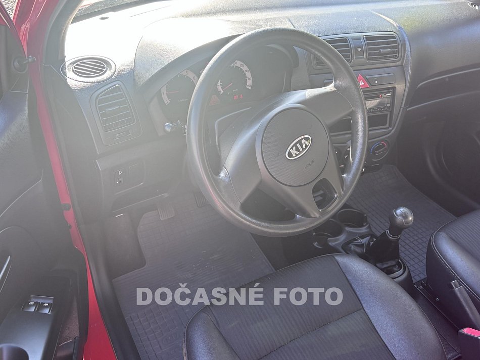Kia Picanto 1.0i 