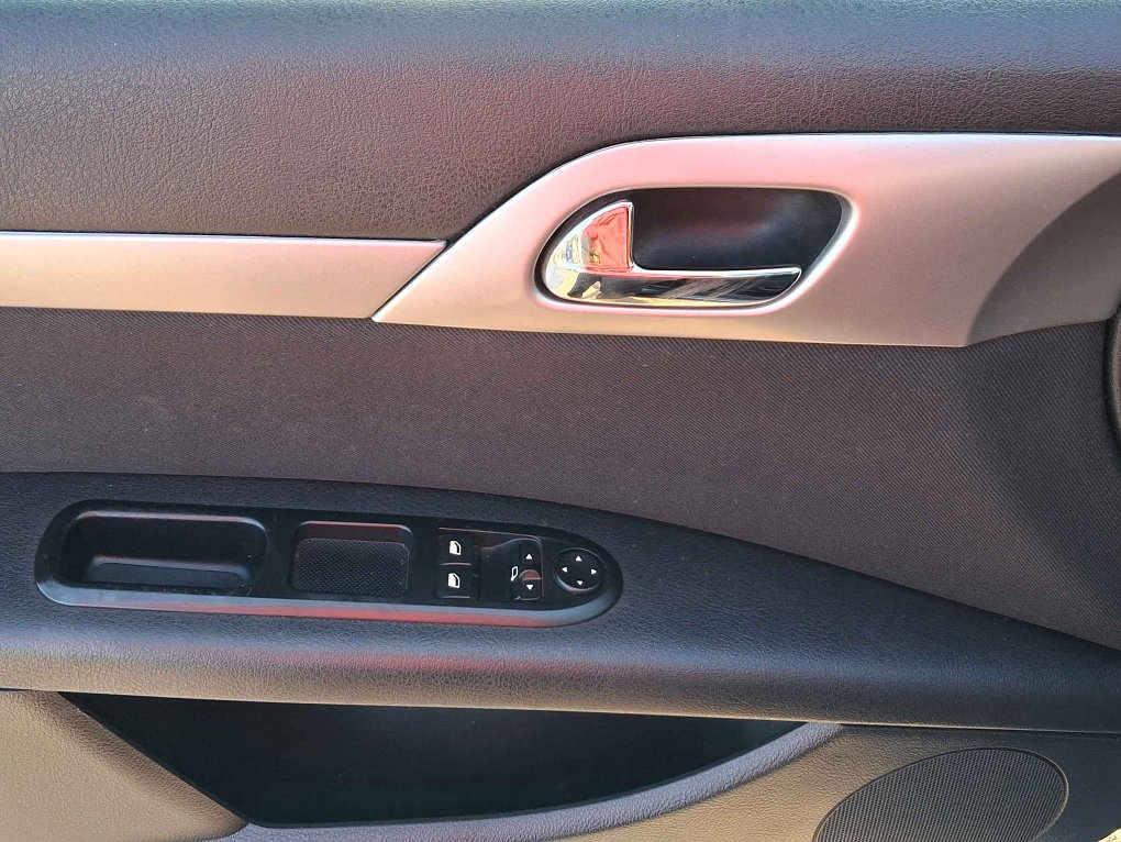 Peugeot 407 1.6 HDi  sport