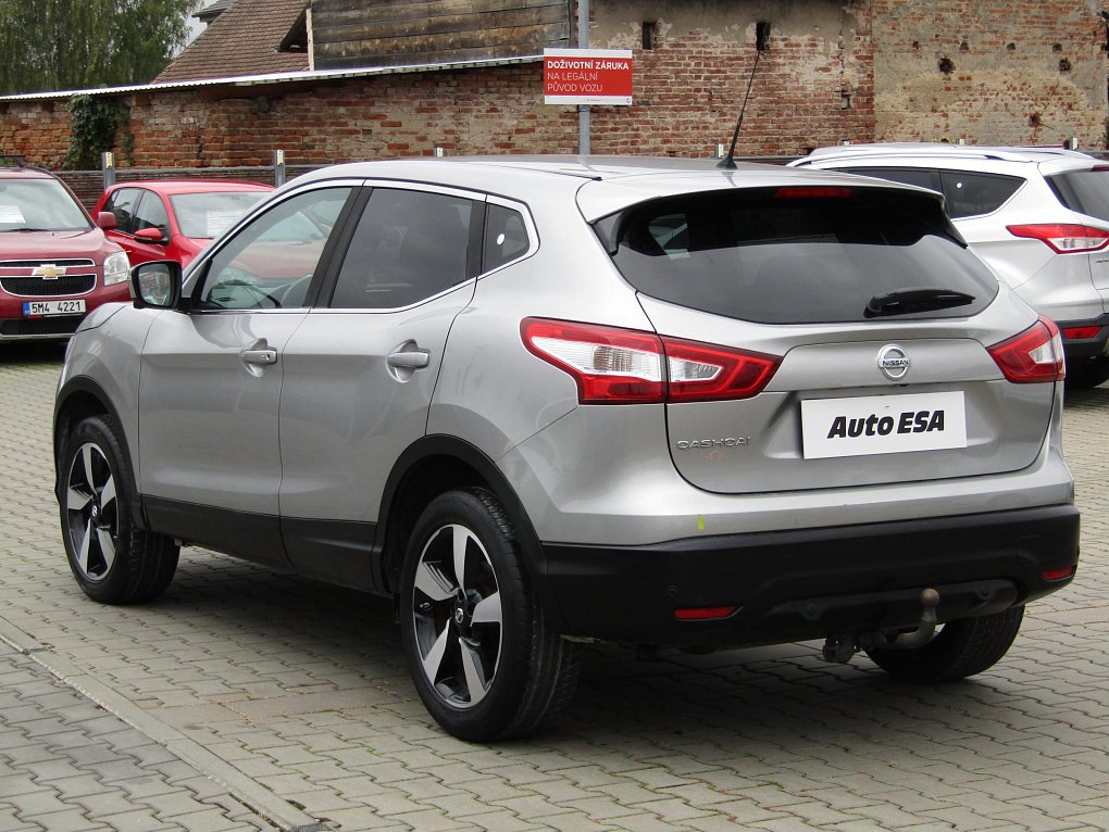 Nissan Qashqai 1.2 DiG-T N-Connecta 4x2