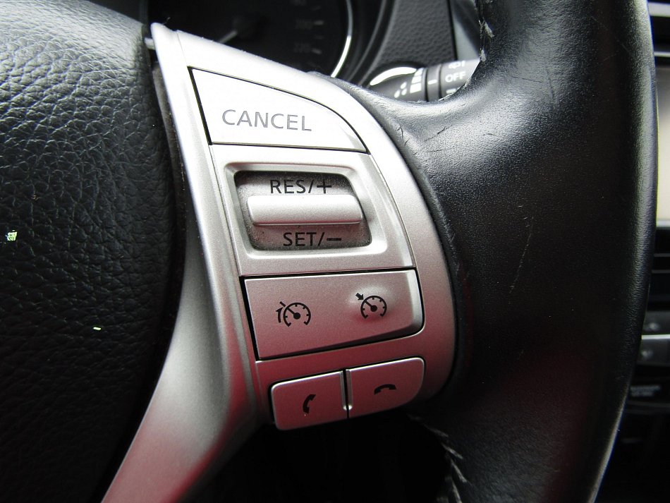 Nissan Qashqai 1.2 DiG-T N-Connecta 4x2